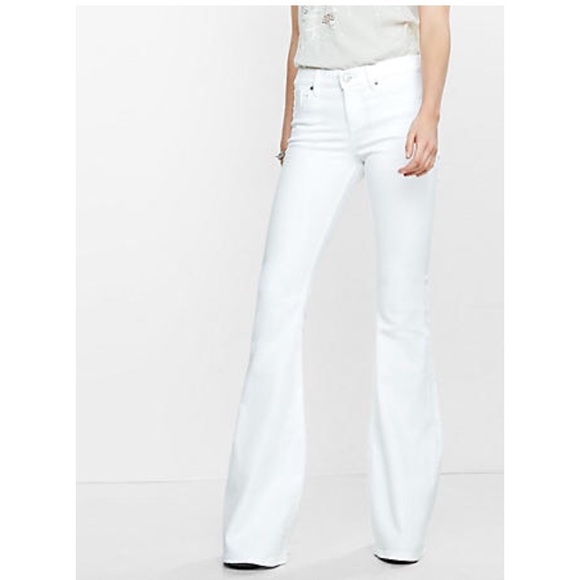 white flare jean